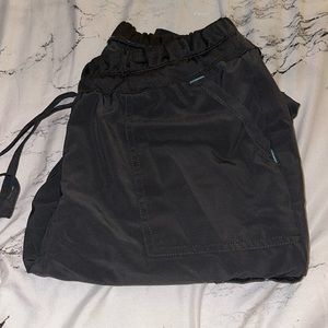 Medium scrub pants